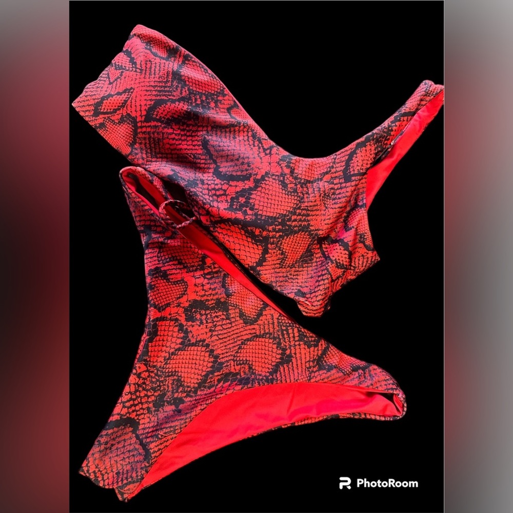 Red and black one shoulder bikini size small like new